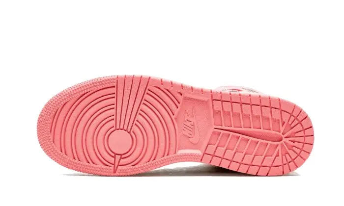 Air Jordan 1 Mid Coral Chalk Pink