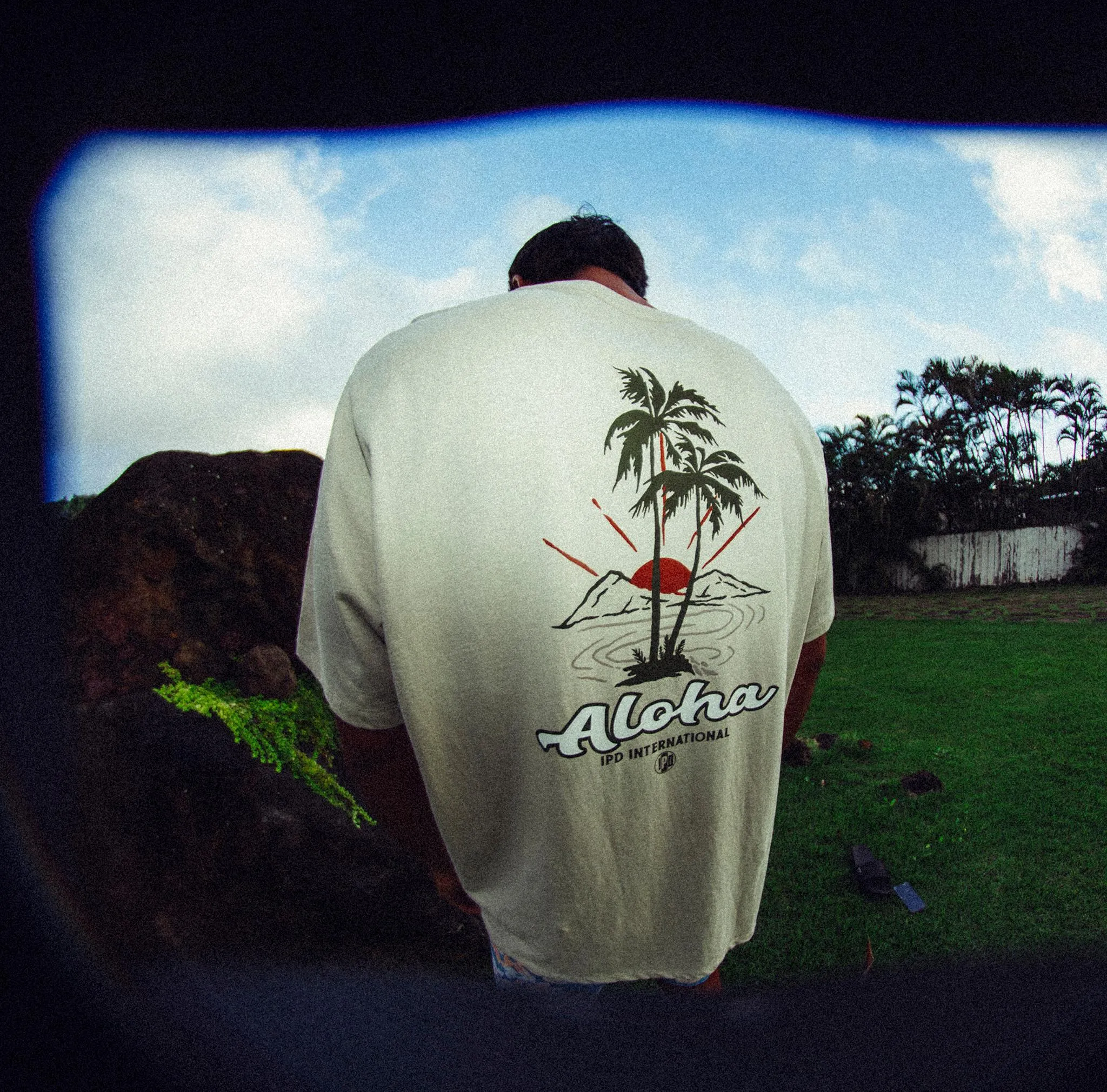 ALOHA SHORT SLEEVE TEE