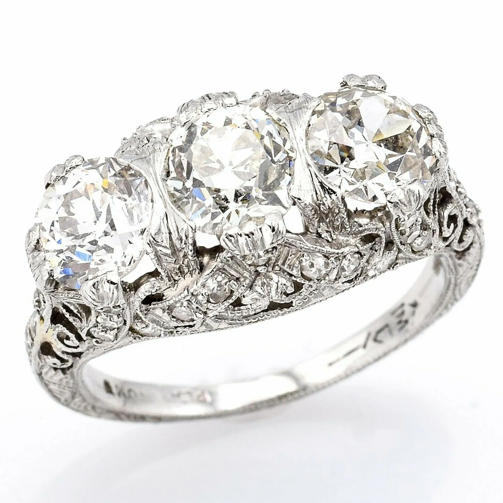 Antique Platinum 2.83 TCW Diamond Band Ring