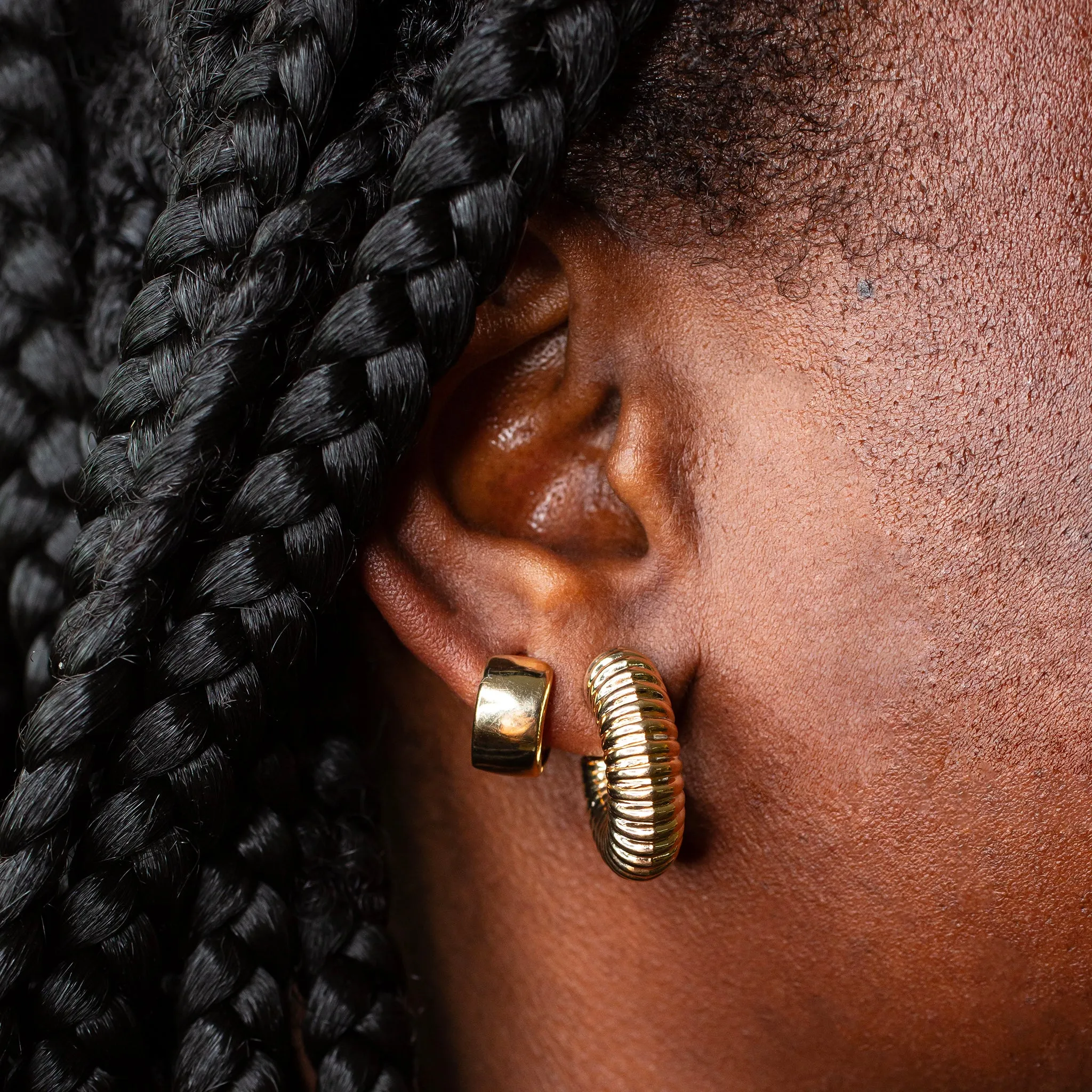 Dune Lightweight Embossed Mini Hoops