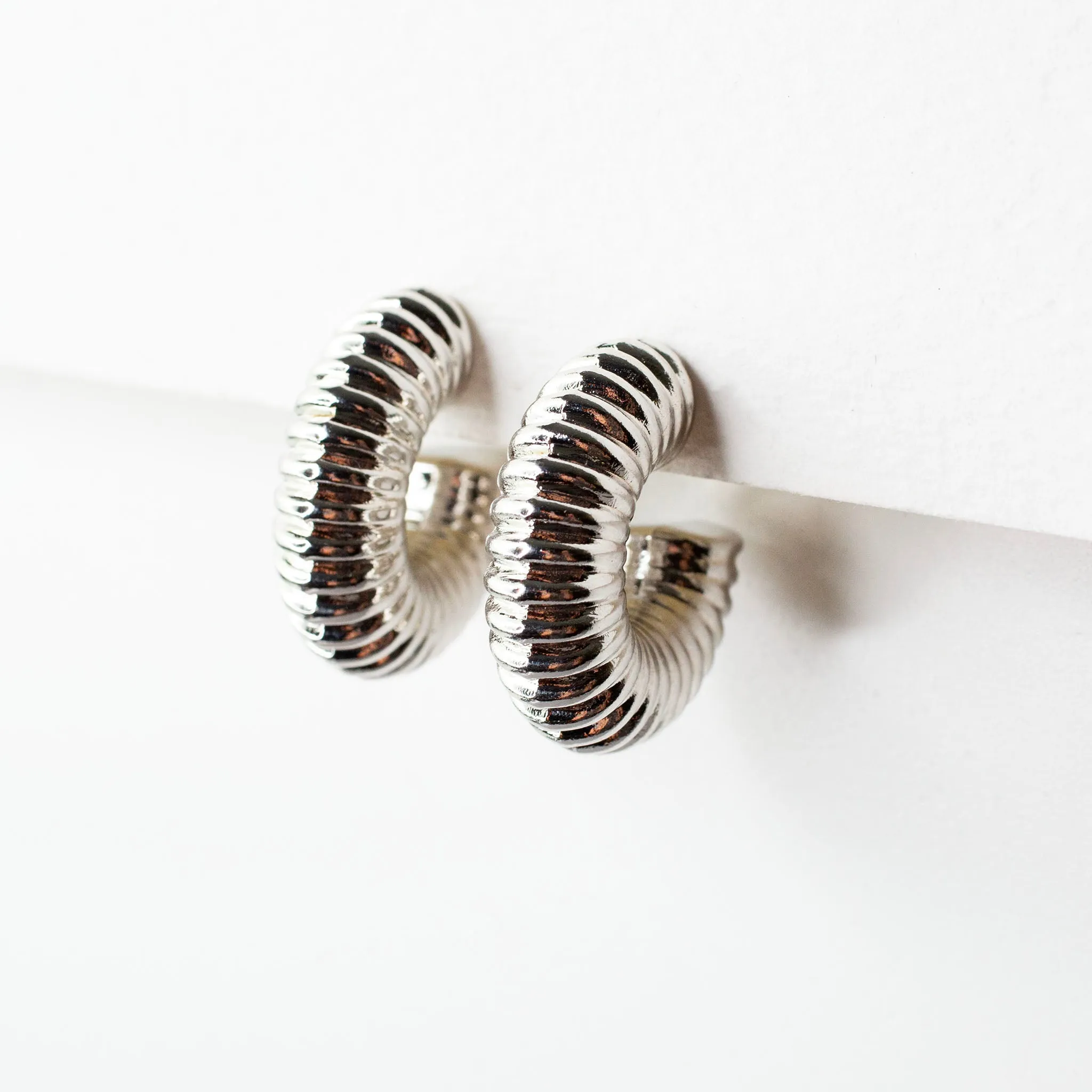 Dune Lightweight Embossed Mini Hoops