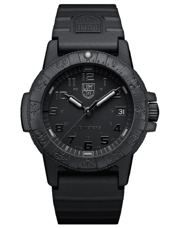 Luminox Midsize Leatherback Sea Turtle - Blackout - Rubber Strap - 100m - Date