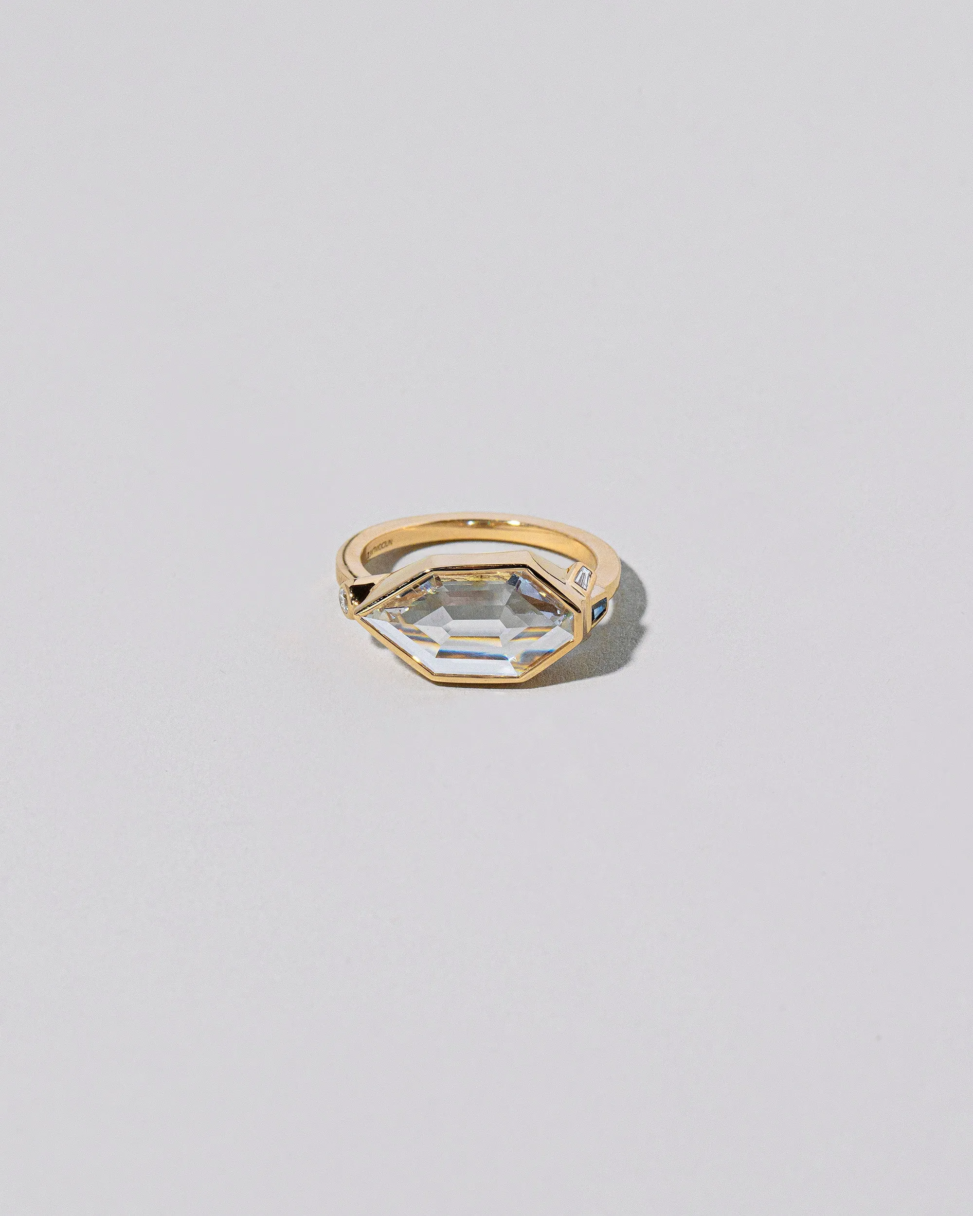 Okama Ring